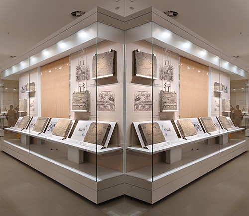 重慶博物館展柜廠家-博物館展柜定制